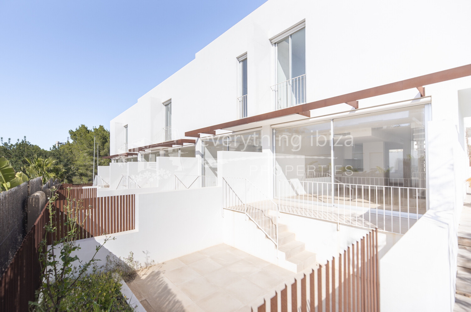 New Modern Quality Townhouses Close to Local Amenities & Beach, ref. 1717, for sale in Ibiza by everything ibiza Properties