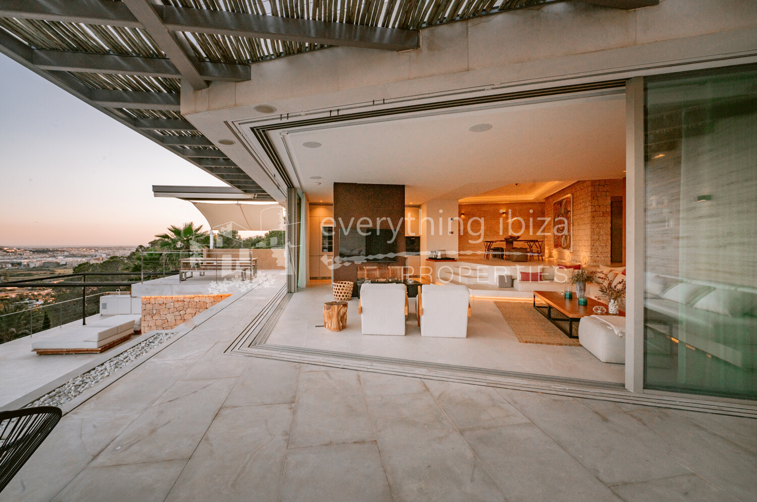 Stunning Contemporary 6 Bedroom Villa with Amazing Panoramic Views, ref. 1718, for sale in Ibiza by everything ibiza Properties