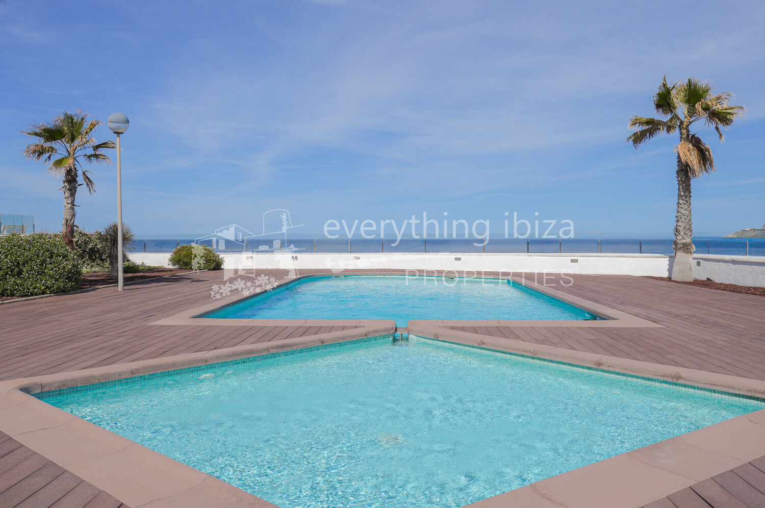 Stylish Modern Contemporary Apartment Close to the Sea & Coastline, ref. 1723, for sale in Ibiza by everything ibiza Properties