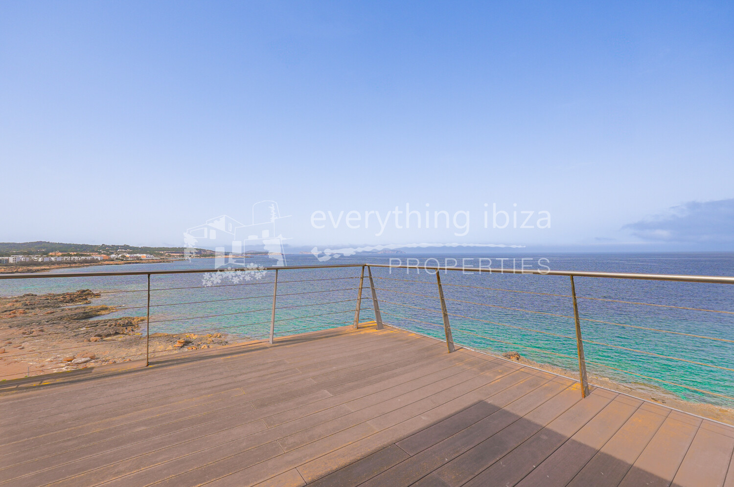 Stylish Modern Contemporary Apartment Close to the Sea & Coastline, ref. 1723, for sale in Ibiza by everything ibiza Properties