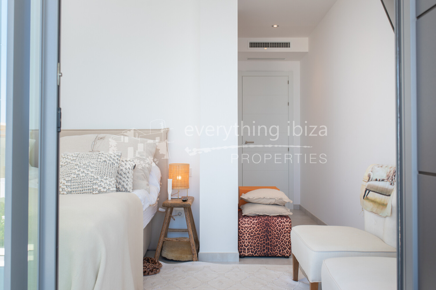 Exquisite Frontline 3 Bed Penthouse with Stunning Sea & Sunset Views, ref. 1725, for sale in Ibiza by everything ibiza Properties