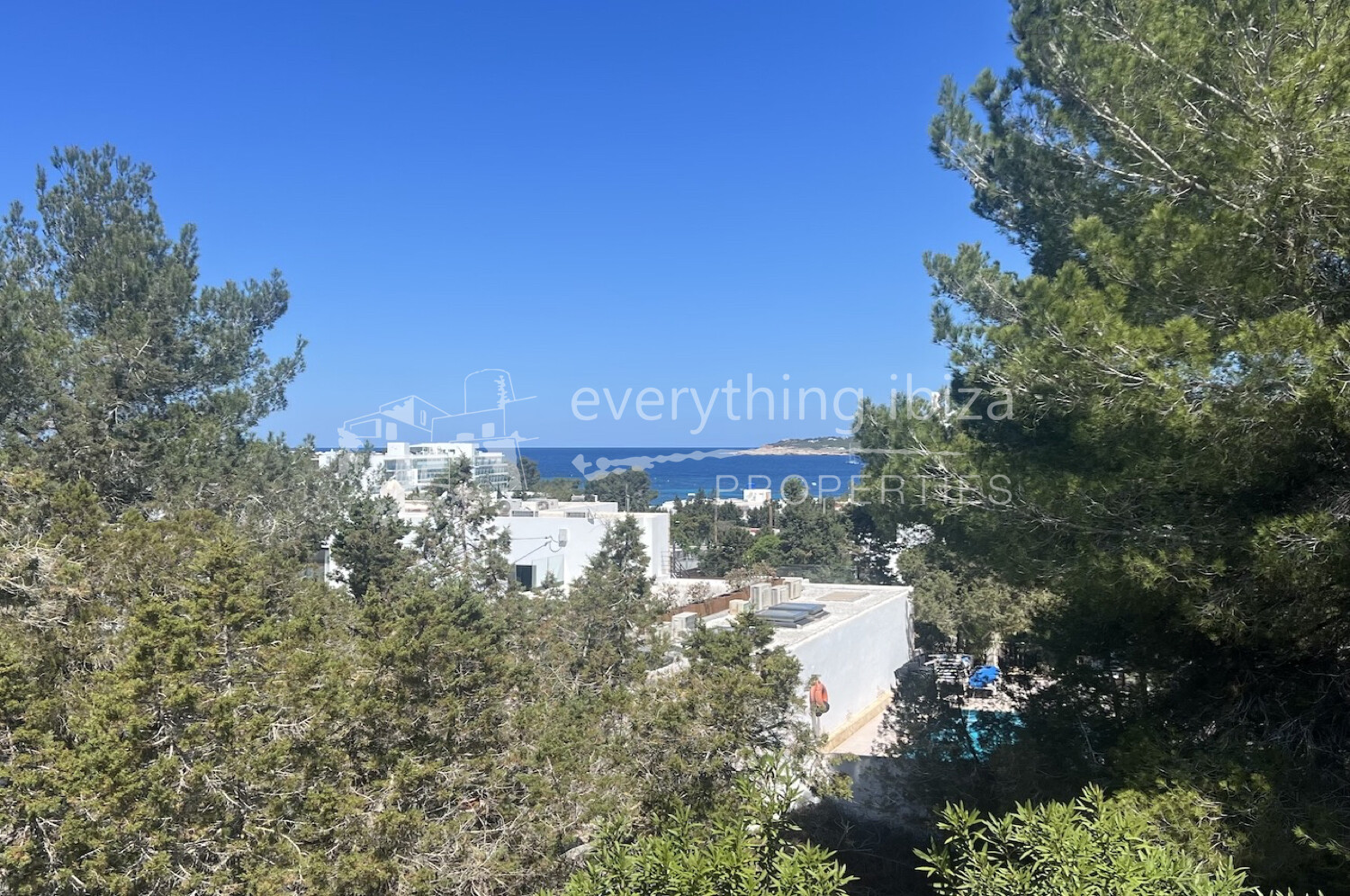 Charming Traditional 3 Bed Detached Villa Ideal for Design Refresh, ref. 1731, for sale in Ibiza by everything ibiza Properties