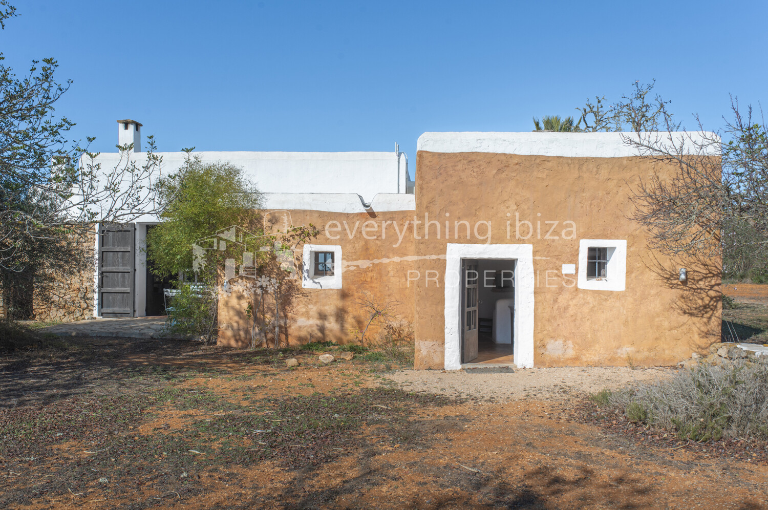 Charming Traditional Finca with Guest Cottage & Pool on a Large Rural Plot, ref. 1735, for sale in Ibiza by everything ibiza Properties