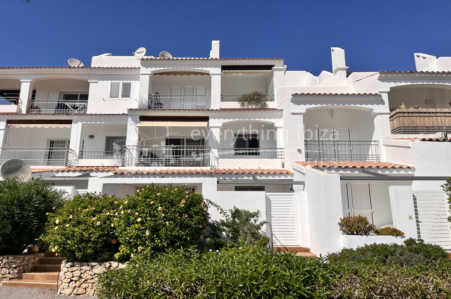 Lovely Sea Facing 2 Bed Apartment with Stunning Es Vedra Views, ref. 1738, for sale in Ibiza by everything ibiza Properties