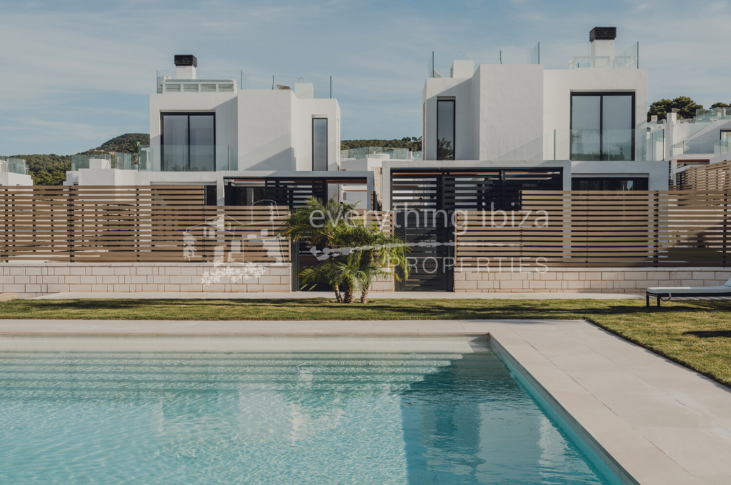 Luxury New Modern Villas Close to the Beach with Super Rooftop Views, ref. 1739, for sale in Ibiza by everything ibiza Properties