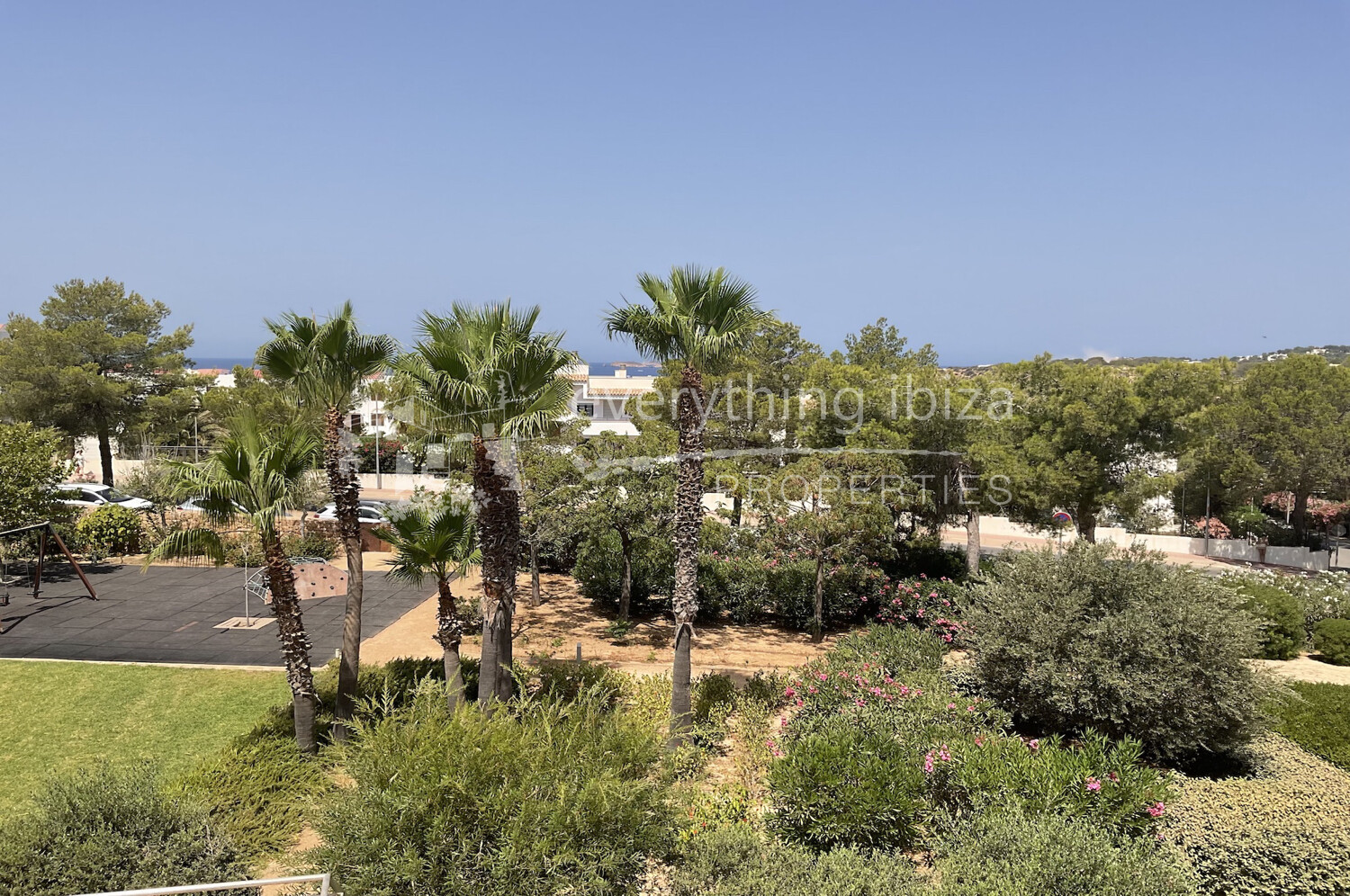 Impressive 2 Bed Apartment in Elite Complex Close to the Stunning Beach, ref. 1744, for sale in Ibiza by everything ibiza Properties