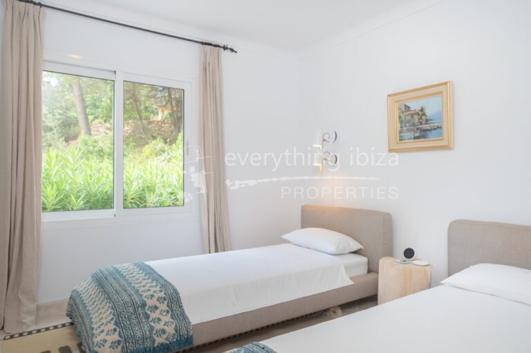 Exquisitely Renovated 5 Bedroom Villa with Breathtaking Panoramic Views, ref. 1745, for sale in Ibiza by everything ibiza Properties