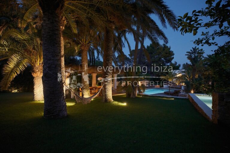 Stunning Country Villa Set in Beautiful Grounds with Guest House & Tourist License, ref. 1747, for sale in Ibiza by everything ibiza Properties