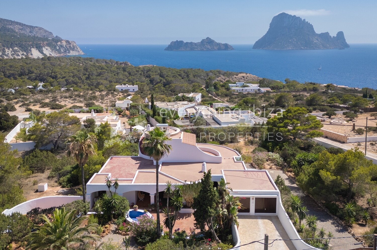 Magnificent Country Villa with Mesmerising Sunset and Es Vedra Views, ref. 1751, for sale in Ibiza by everything ibiza Properties