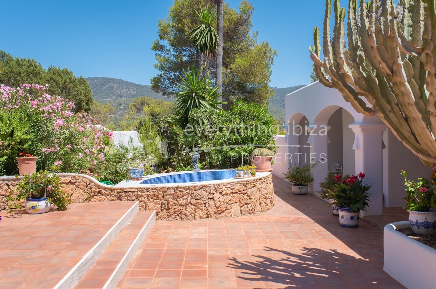 Magnificent Country Villa with Mesmerising Sunset and Es Vedra Views, ref. 1751, for sale in Ibiza by everything ibiza Properties