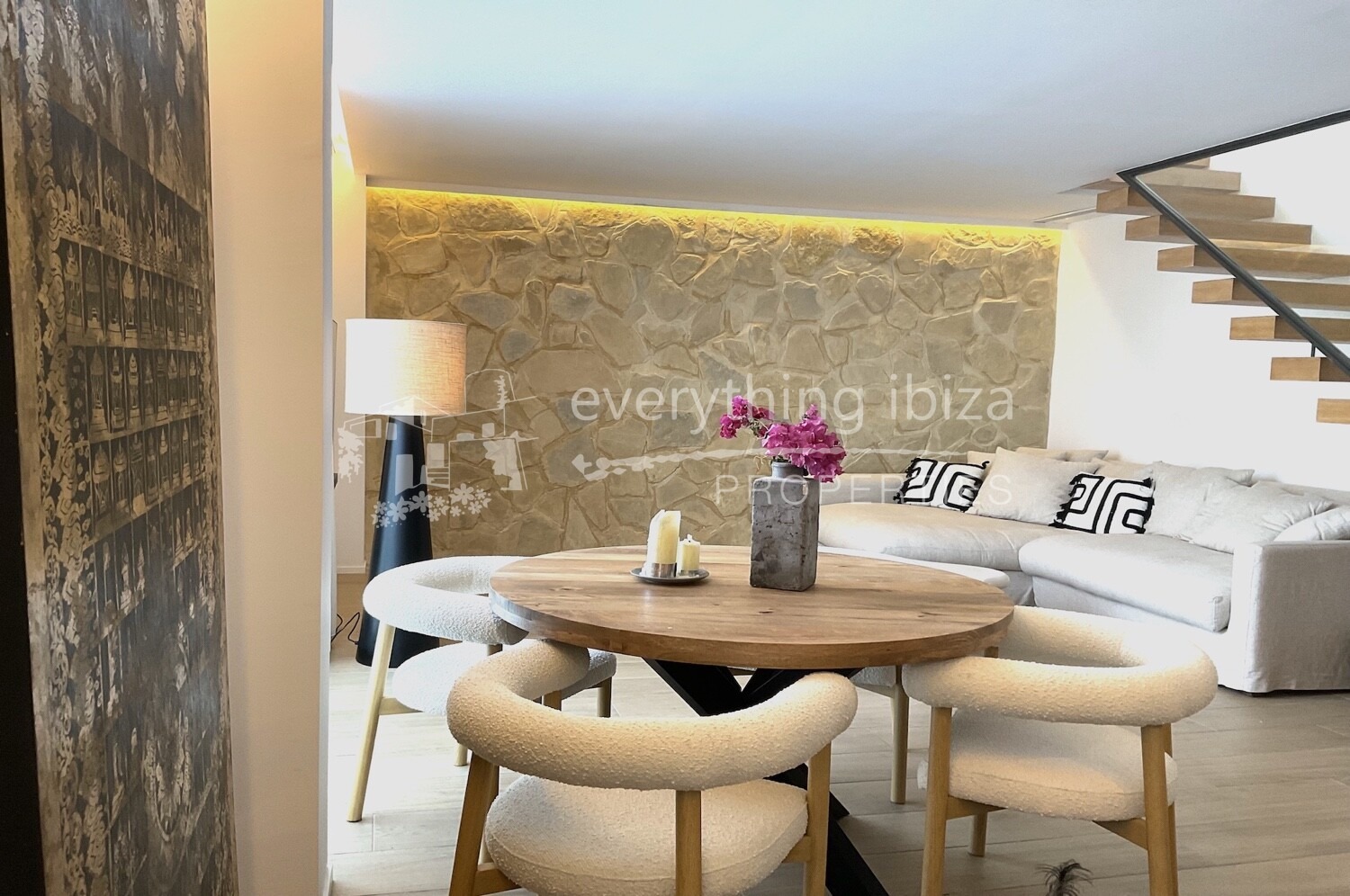 Stunning Chic Penthouse Apartment Close to Jesus Village and Talamanca Beach, ref. 1758, for sale in Ibiza by everything ibiza Properties