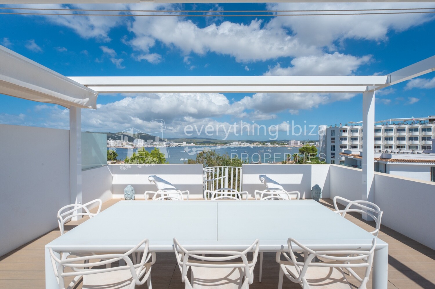 Modern Contemporary Penthouse with Roof Terrace and Super Views, ref. 1760, for sale in Ibiza by everything ibiza Properties