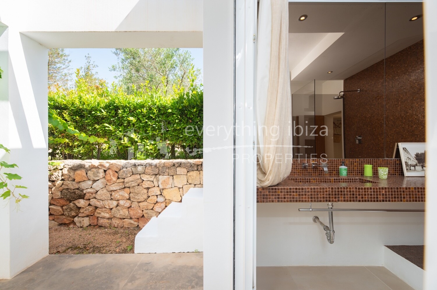 Stunning Ibiza Finca with Heated Pool in the Heart of the Benimussa Valley, ref. 1762, for sale in Ibiza by everything ibiza Properties