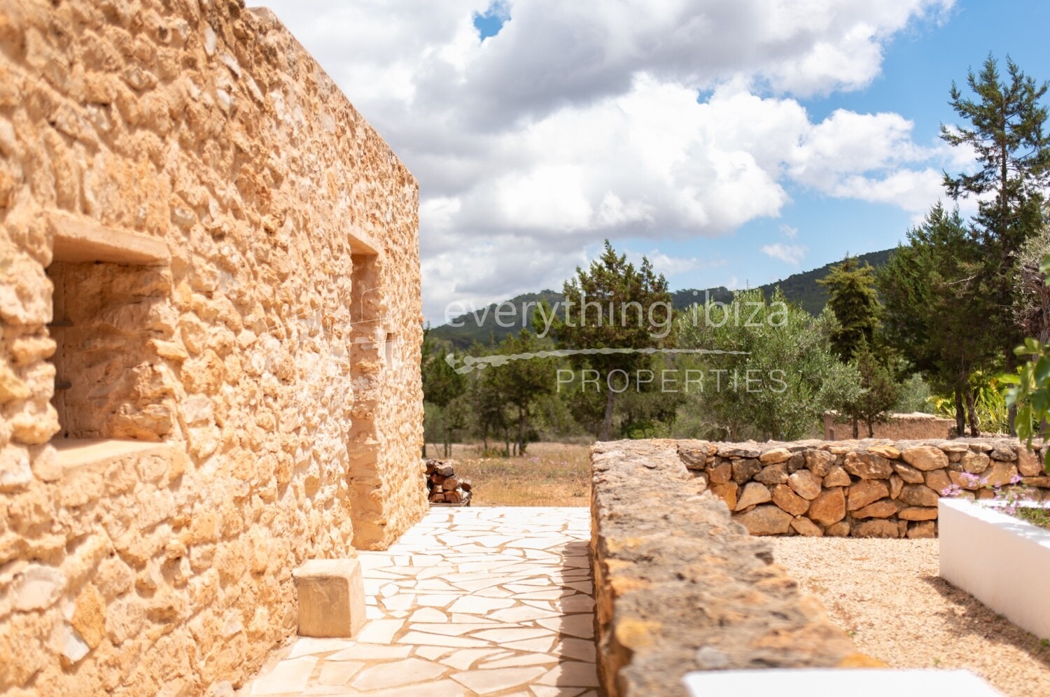 Stunning Ibiza Finca with Heated Pool in the Heart of the Benimussa Valley, ref. 1762, for sale in Ibiza by everything ibiza Properties