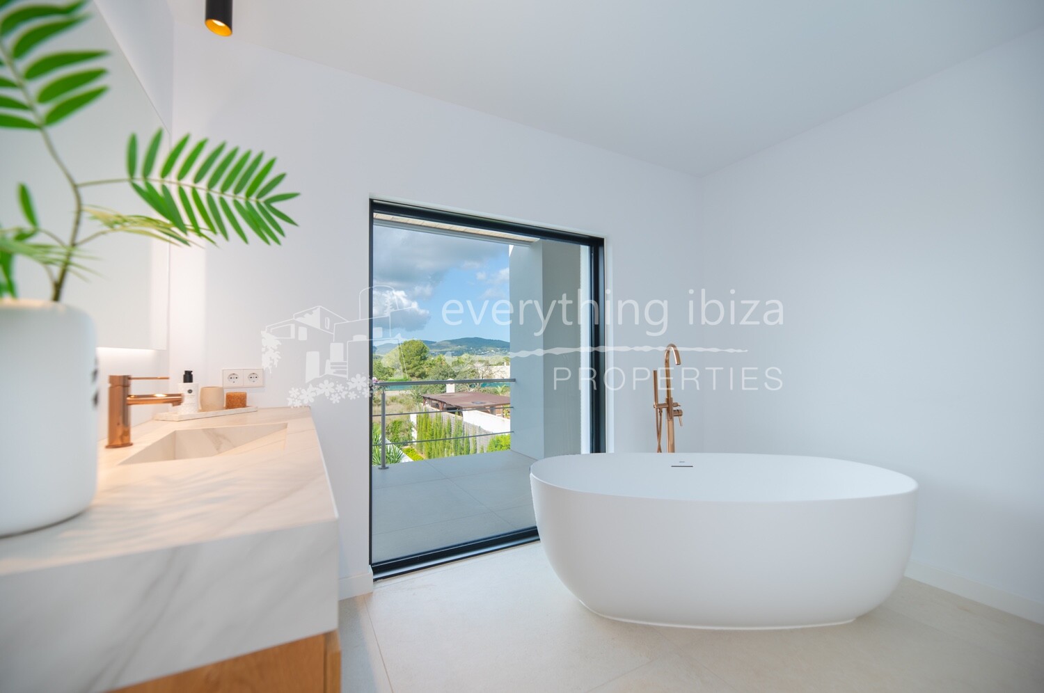 Cosmopolitan Luxury Chic Villa with Private Pool and Tourist Rental License, ref. 1765, for sale in Ibiza by everything ibiza Properties