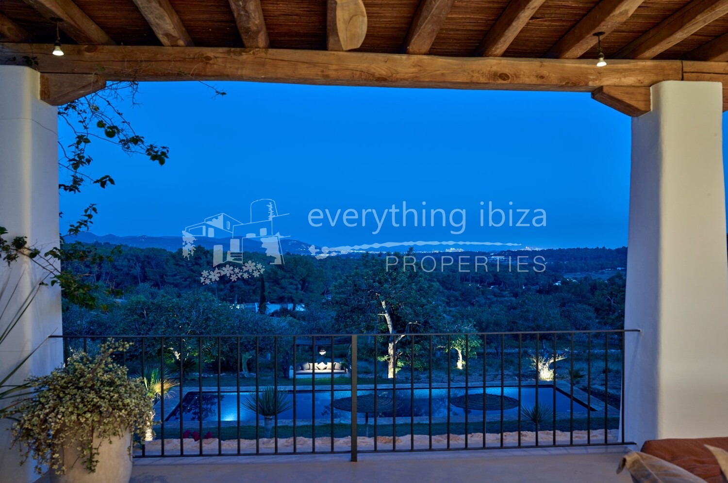 Stylish Luxurious Blakstad Finca on a Large Rural Plot Close to Santa Gertrudis, ref. 1763, for sale in Ibiza by everything ibiza Properties