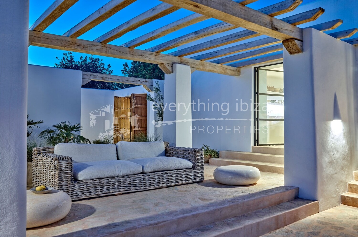 Stylish Luxurious Blakstad Finca on a Large Rural Plot Close to Santa Gertrudis, ref. 1763, for sale in Ibiza by everything ibiza Properties