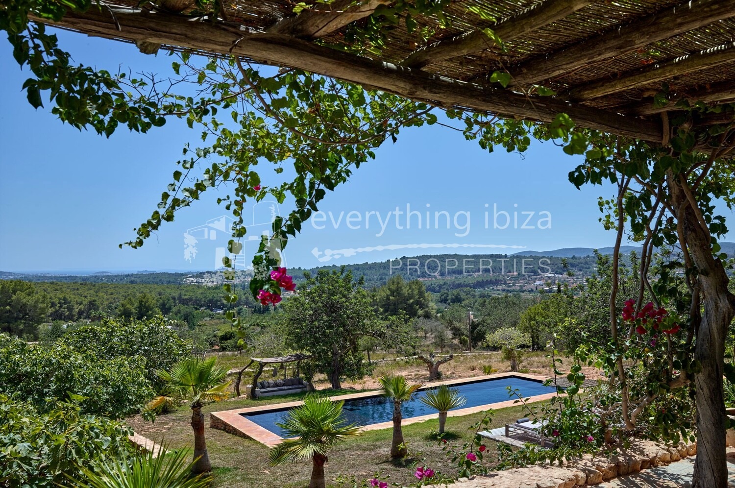 Stylish Luxurious Blakstad Finca on a Large Rural Plot Close to Santa Gertrudis, ref. 1763, for sale in Ibiza by everything ibiza Properties