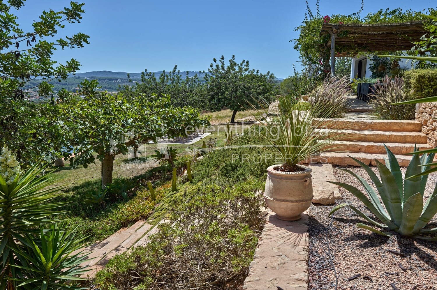 Stylish Luxurious Blakstad Finca on a Large Rural Plot Close to Santa Gertrudis, ref. 1763, for sale in Ibiza by everything ibiza Properties