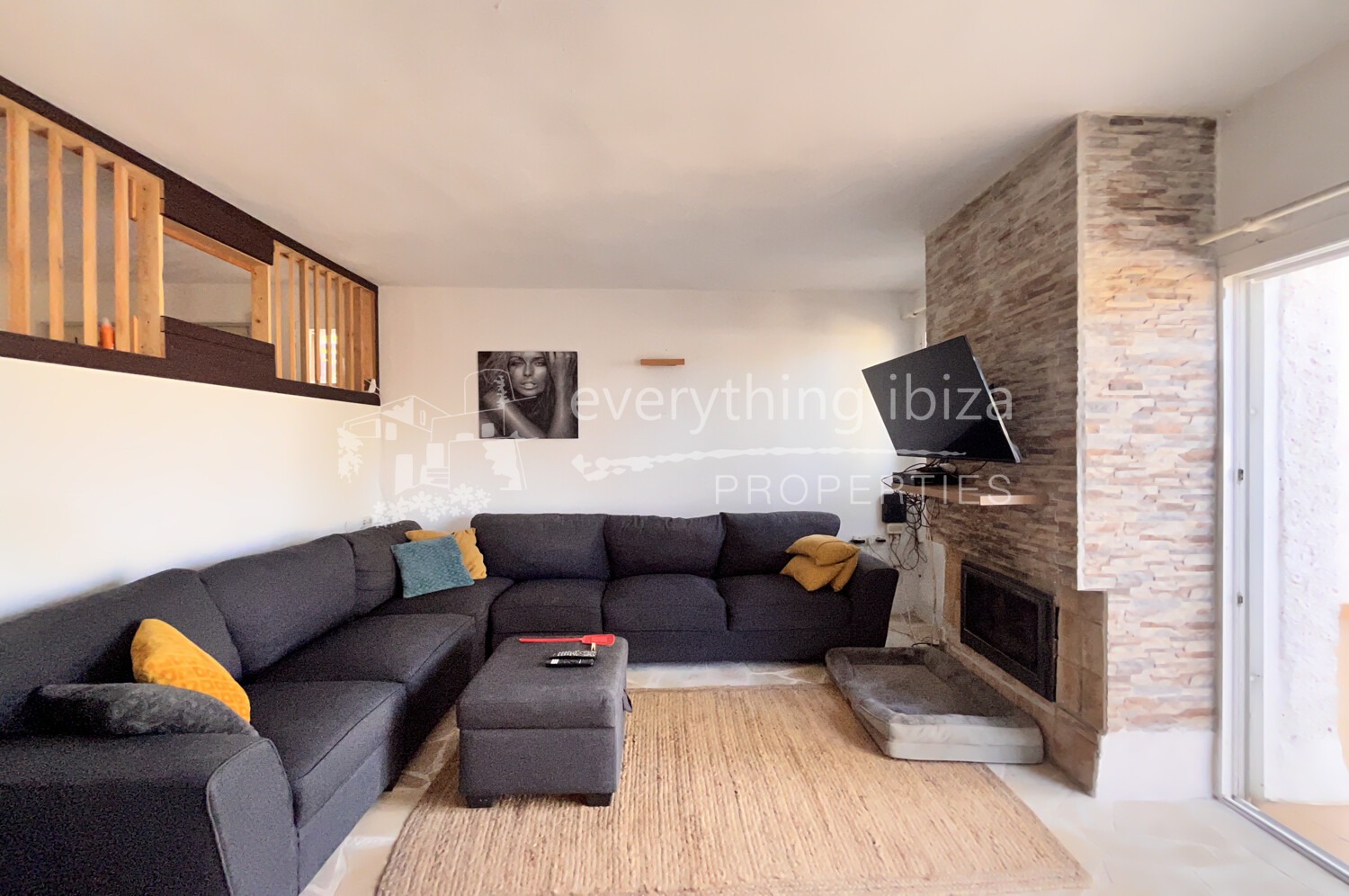 Cosy Semi Detached House with Garden and Terraces Close to the Beach, ref. 1768, for sale in Ibiza by everything ibiza Properties