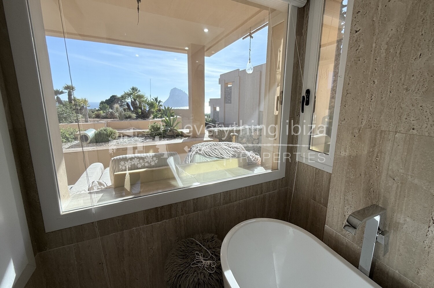 Elegant Sea Facing Apartment with Breathtaking Sea and Es Vedra Views, ref. 1777, for sale in Ibiza by everything ibiza Properties